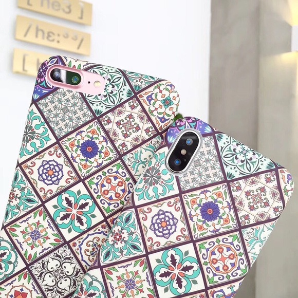 iPhone X/7/8/7PLUS/8PLUS PALACE FLOWERS CASE - Picture 3 of 7